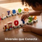 Carrinho Dinossauro Brinquedo Caminhão Transportador e Pista de Corrida Menino e Menina Presente Brinquedos Educativos 3 Anos ou Mais Triceratops com Mini Carrinhos Dia das Crianças - brinquedo infantil da Kinderland Brinquedos