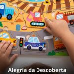 Maleta 2 em 1 Pista de Carrinhos e Estação de Engenharia com Helicóptero e Lançador, Brinquedos Educativos 3 Anos, Presente Menino e Menina Infantil Garagem Portátil Montessori - brinquedo infantil da Kinderland Brinquedos