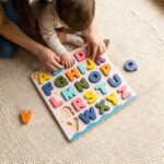 Pista de Bolinhas Jardim das Flores com Blocos de Montar, Brinquedo Educativo Montessori para Menina e Menino, Presente Infantil 3 Anos e 4 Anos Criatividade e Aventura Urbana - brinquedo infantil da Kinderland Brinquedos