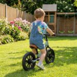 Kinderland Bicicleta de Equilíbrio Infantil Rodas LED Patente Design – Brinquedo Montessori Educativo Menina Menino 2-6 Anos – Presente Mágico para Grande Aventura e Coordenação, Verde - brinquedo infantil da Kinderland Brinquedos